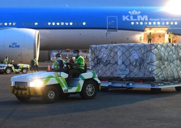 skyteam-cargo-launches-v-excellence-for-covid19-vaccine-transportation-air-cargo3.jpg